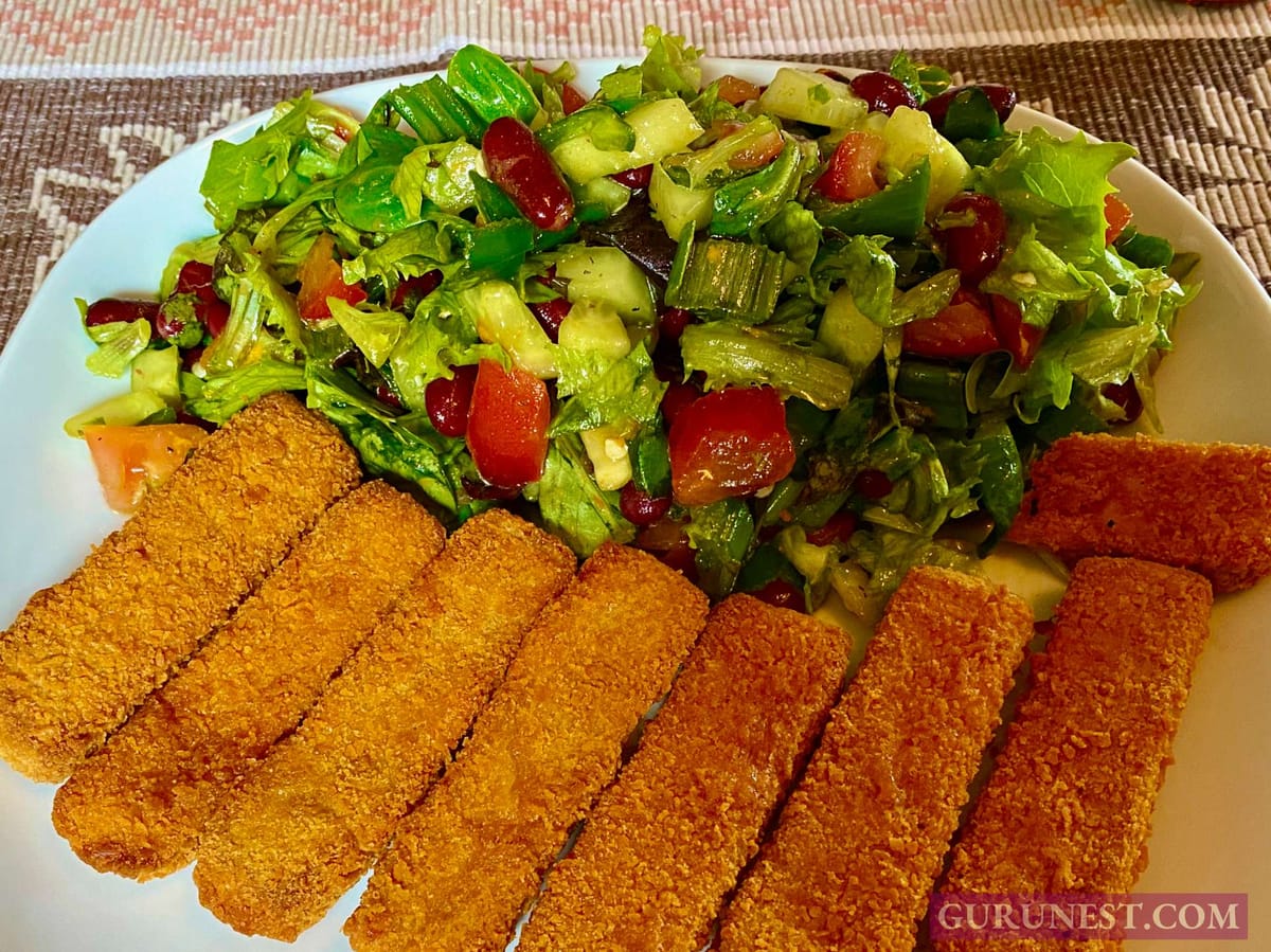 Yogisalat mit Kurkuma vegan à la gurunest