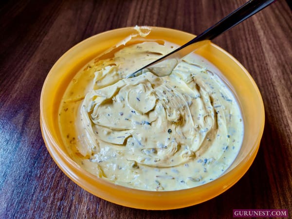 Kräuterbutter vegan à la gurunest