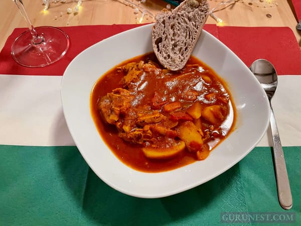 Ungarisches Gulasch vegan à la gurunest