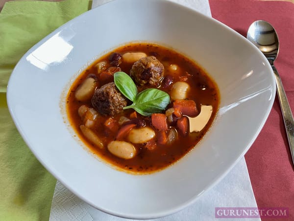 Mexikanische Bohnensuppe vegan à la gurunest