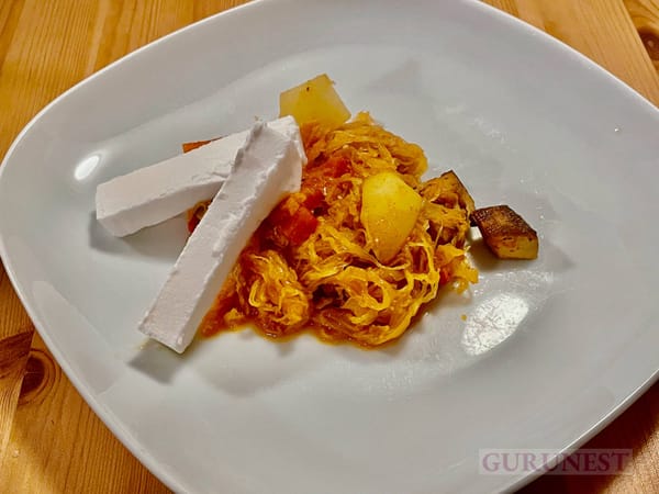 Süßkartoffel an Sauerkraut vegan à la Gurunest