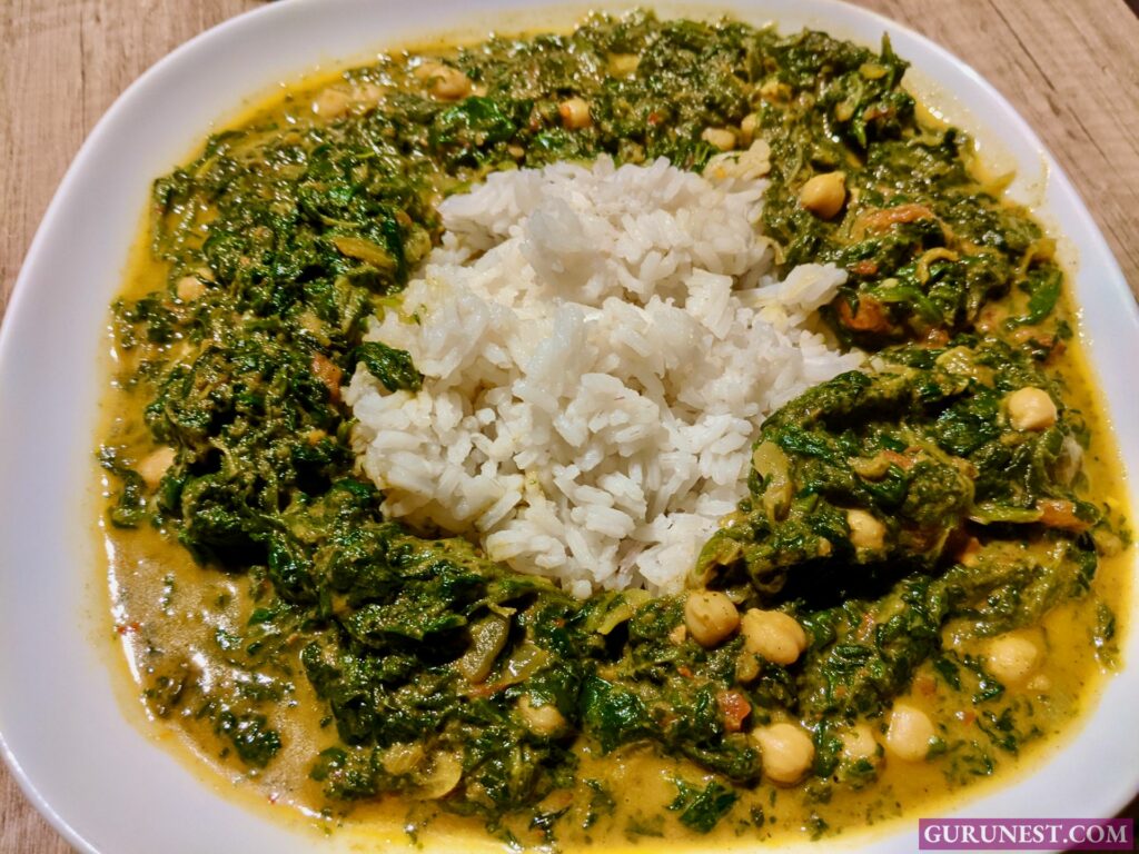 Indisches Spinat-Curry vegan à la gurunest - gurunest.com